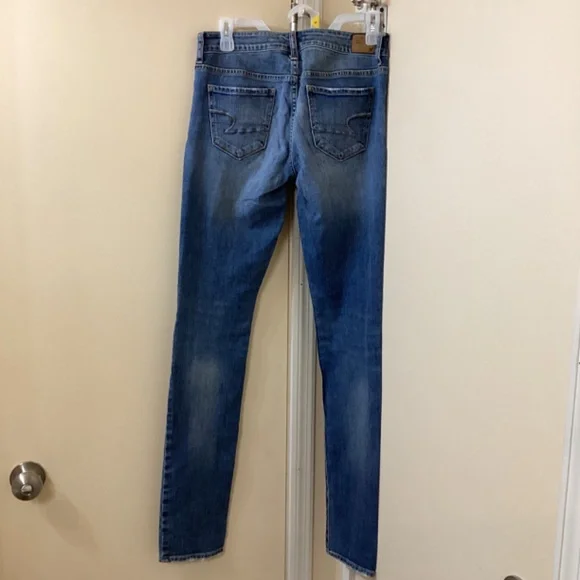 AE Stretch SKINNY Jeans Distressed/Destroyed Size 6 Long from 2011 - Picture 2 of 6
